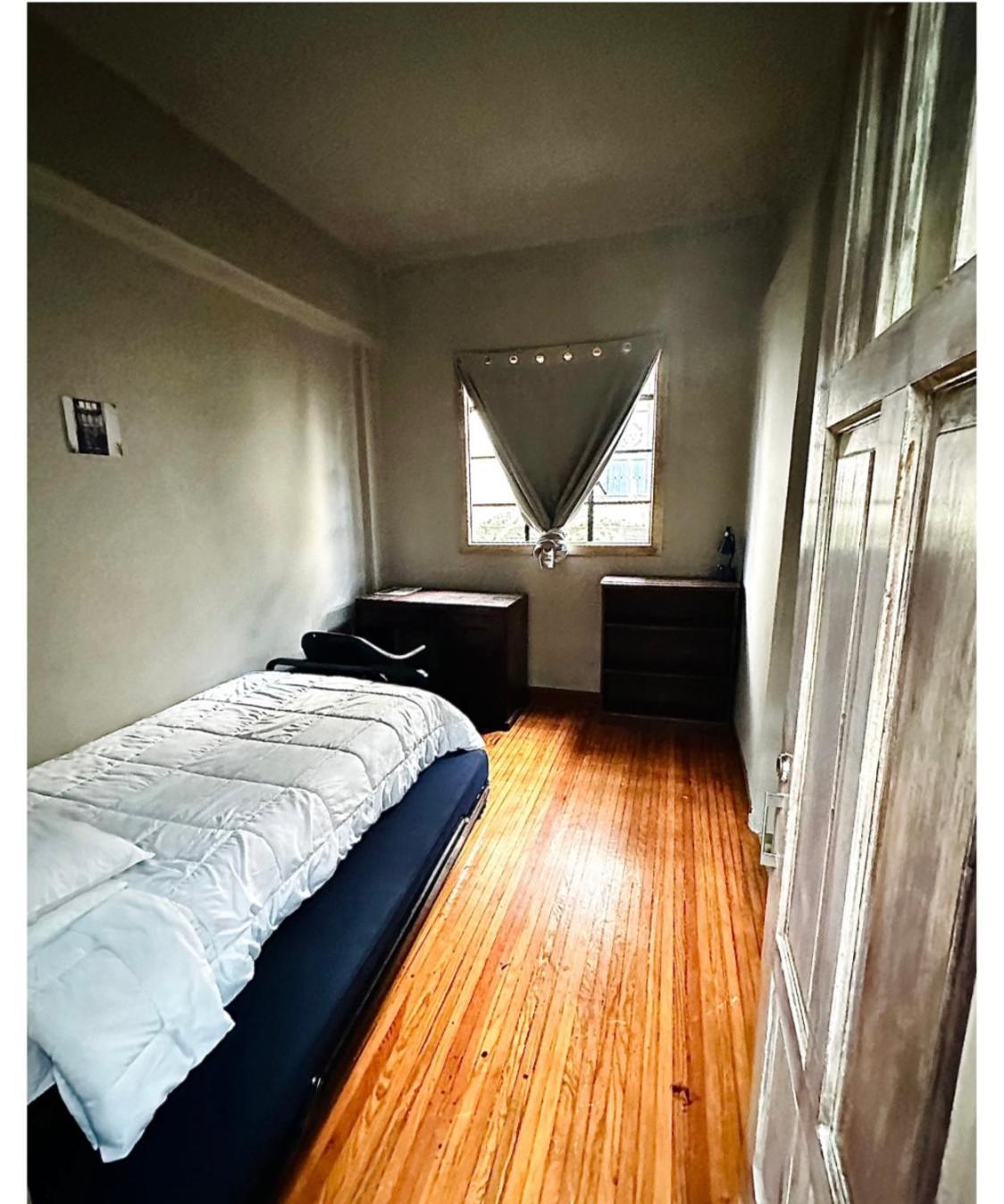 Frontera 49 Roma Norte Hostal メキシコシティ エクステリア 写真